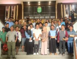 PKL Pasar Bangil Mengadu ke DPRD Kabupaten Pasuruan, Terkait Larangan Jualan di Depan Pasar